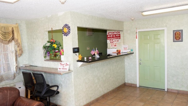 Colonial Inn Hammond Main image